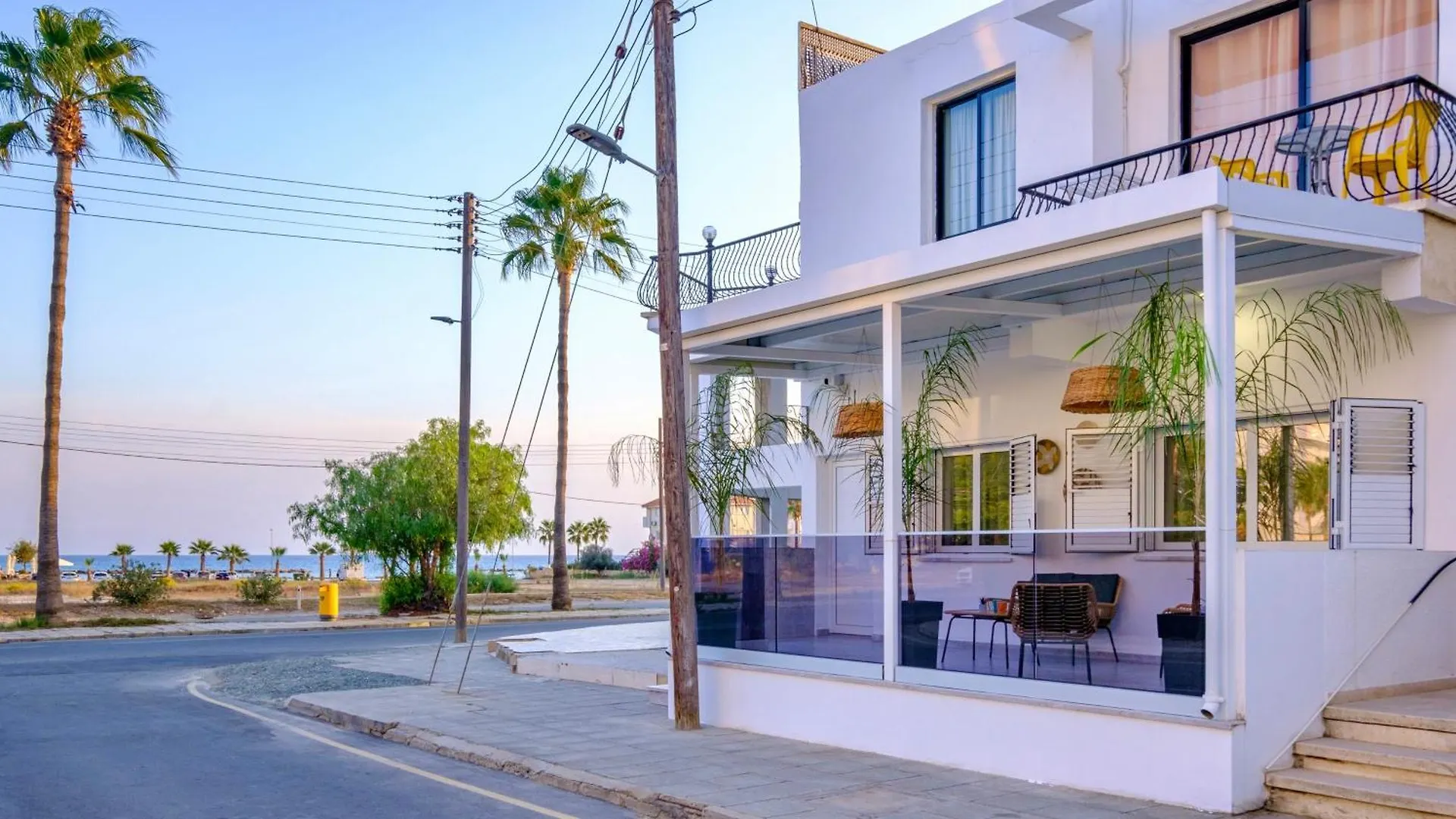Fatcow Beach Apartment Ларнака 0*,