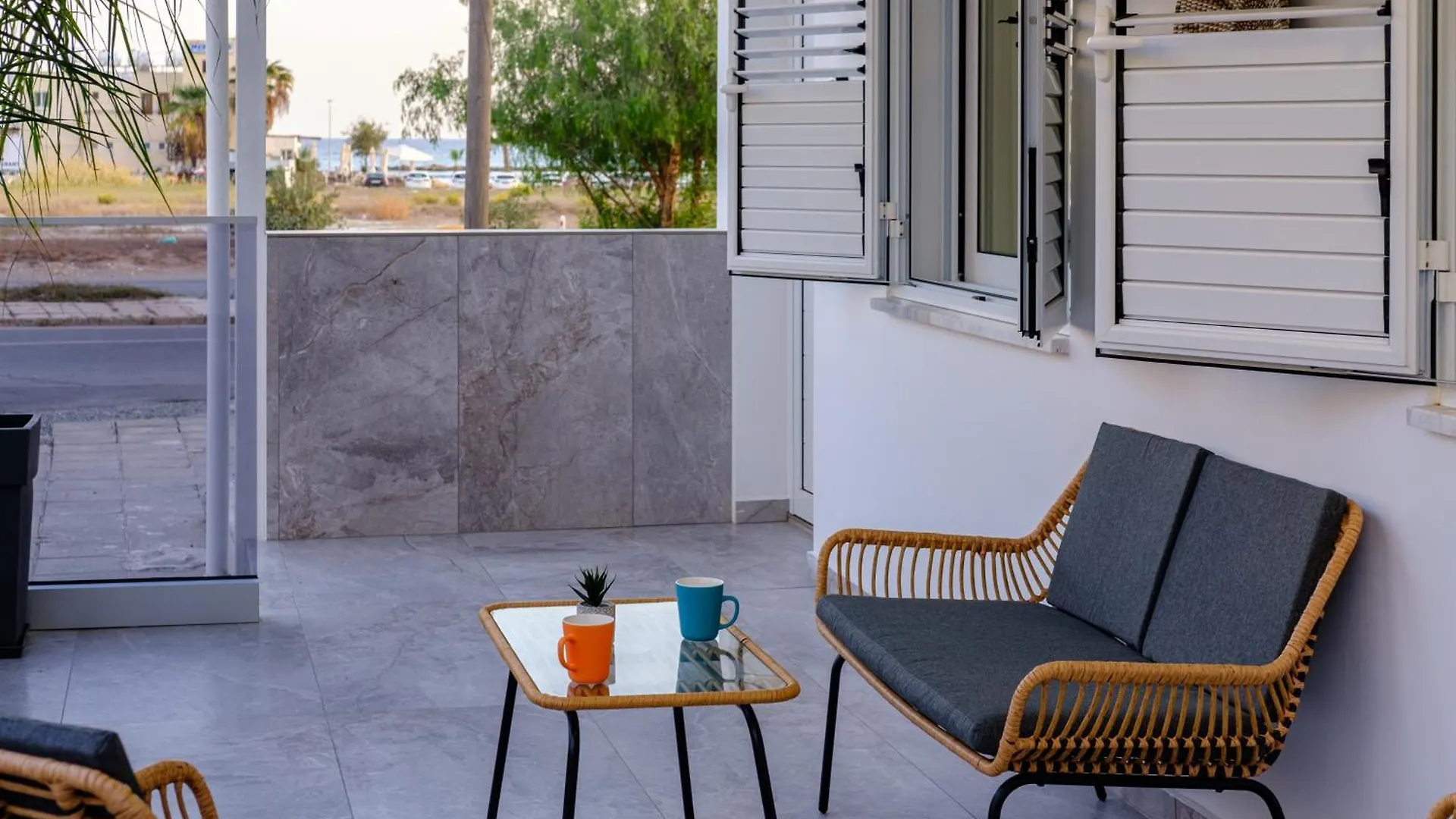 Fatcow Beach Apartment Ларнака 0*,  Кипр